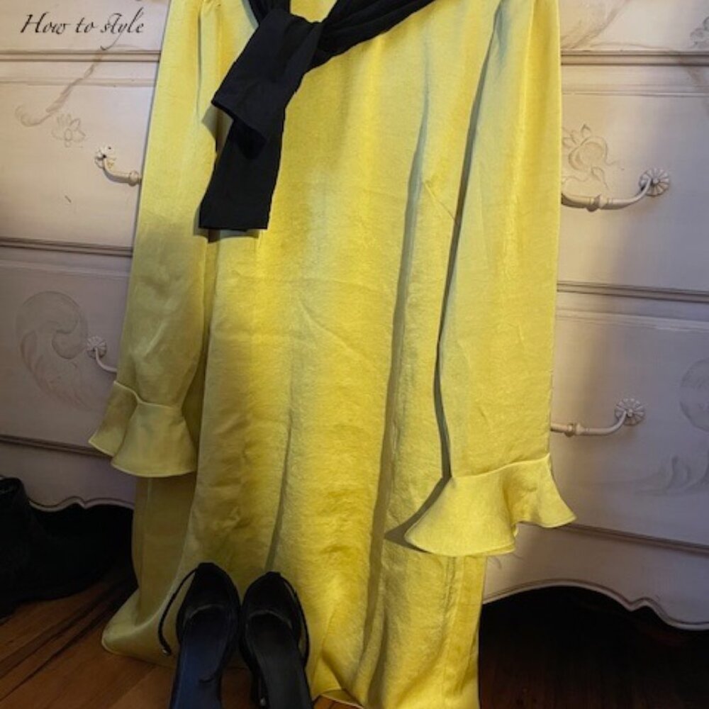 Ann Taylor chartreuse satin dress with ruffle sleeves - Picture 3 of 5